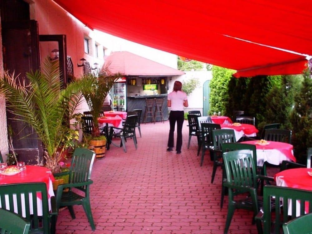 Hotel Rila Budapeste Restaurante foto